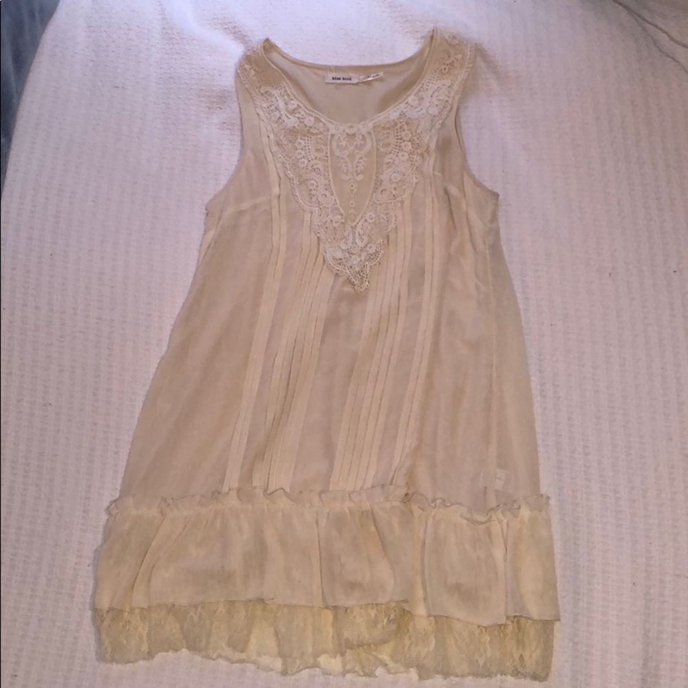 White lace dress
